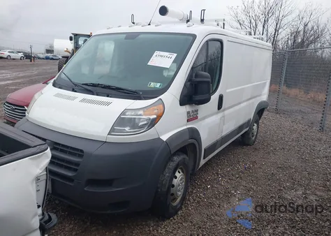 2018 Ram Promaster 1500 Low Roof 136 Wb z USA, uszkodzony, nr VIN 3C6TRVAG8JE145170